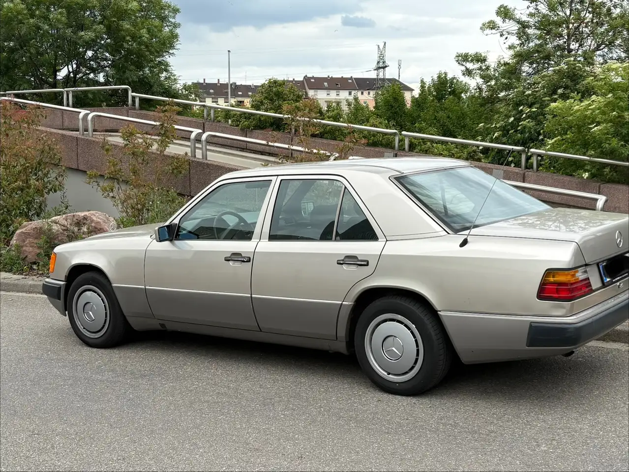 Mercedes-Benz E 230 E-Klasse, foto 3