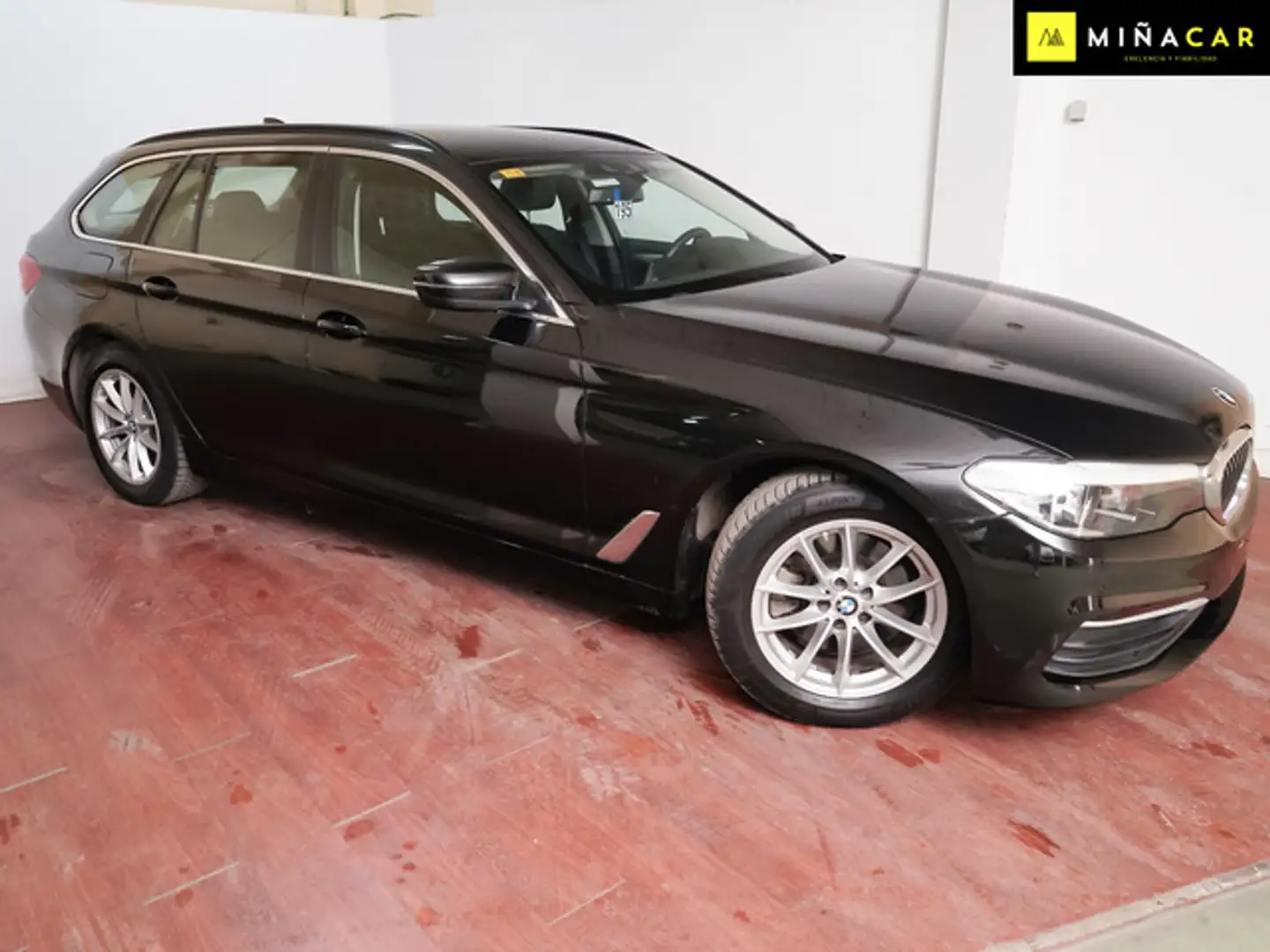 BMW 520 520dA Touring Negro - 2