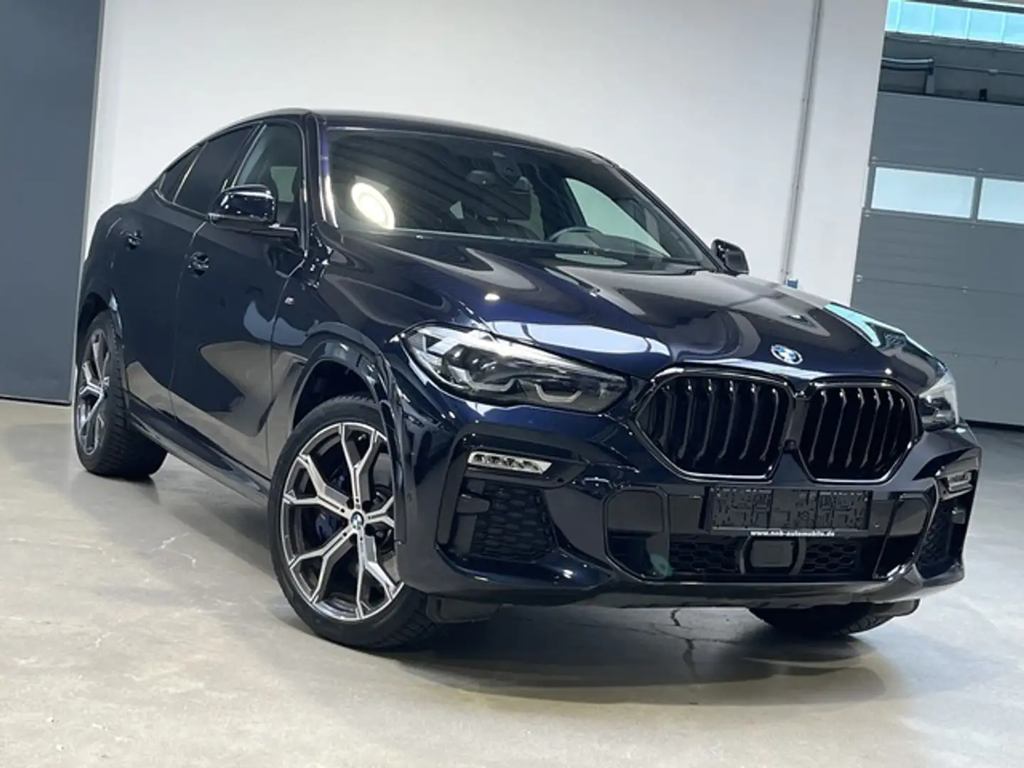 BMW X6 M-Sportpaket Komfortzugang AHK Noir - 2