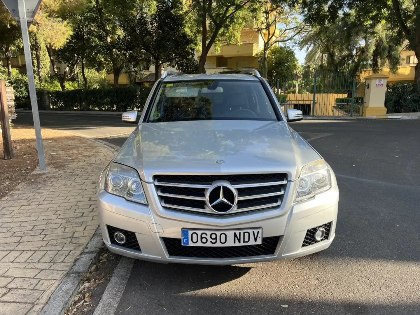 Mercedes-Benz GLK 220 220CDI BE 4M (9.75) Aut. Plateado - 2