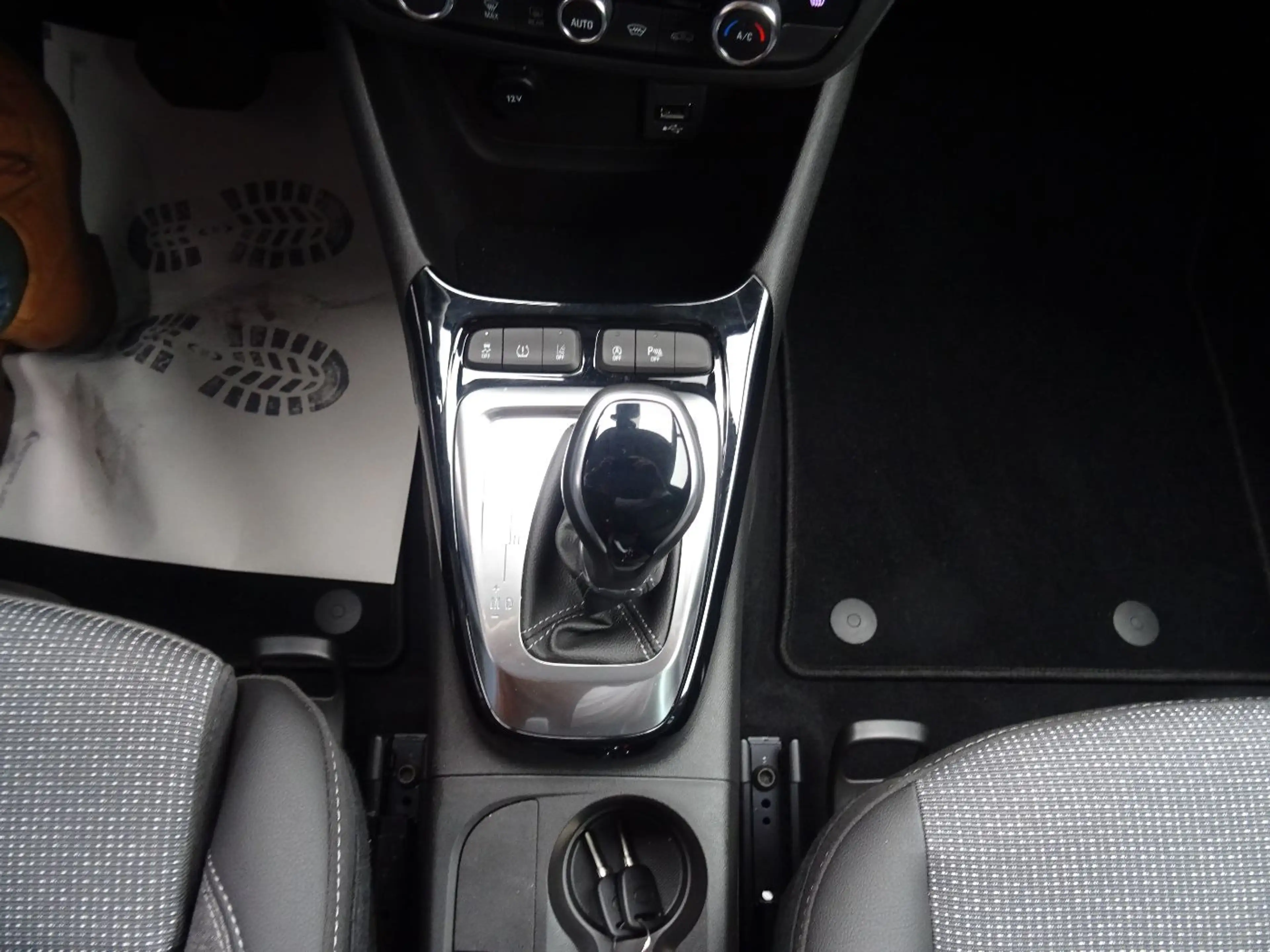 Opel Crossland Elegance LED KeyLess LM — photo 15