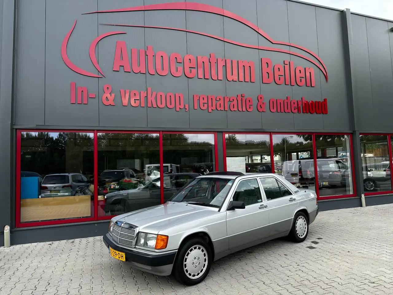 Mercedes-Benz 190 2.0 / UNIEKE AUTO / ORIGINEEL NL / NAP / SCHUIFDAK, foto 4