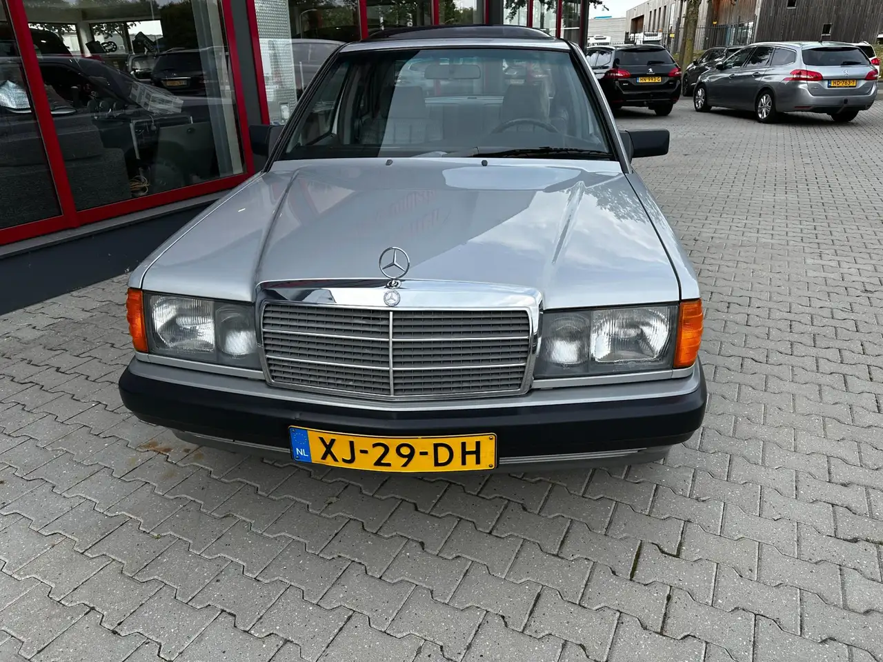 Mercedes-Benz 190 2.0 / UNIEKE AUTO / ORIGINEEL NL / NAP / SCHUIFDAK, foto 5