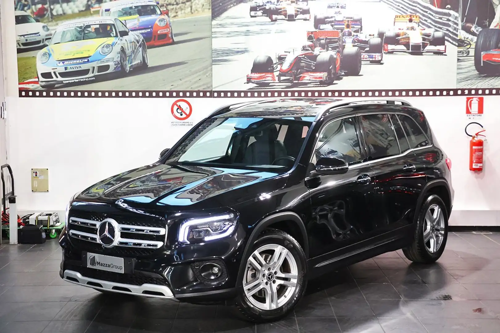 Mercedes-Benz GLB 200 d Automatic 4Matic Business Extra -TETTO/PELLE/18" Noir - 1