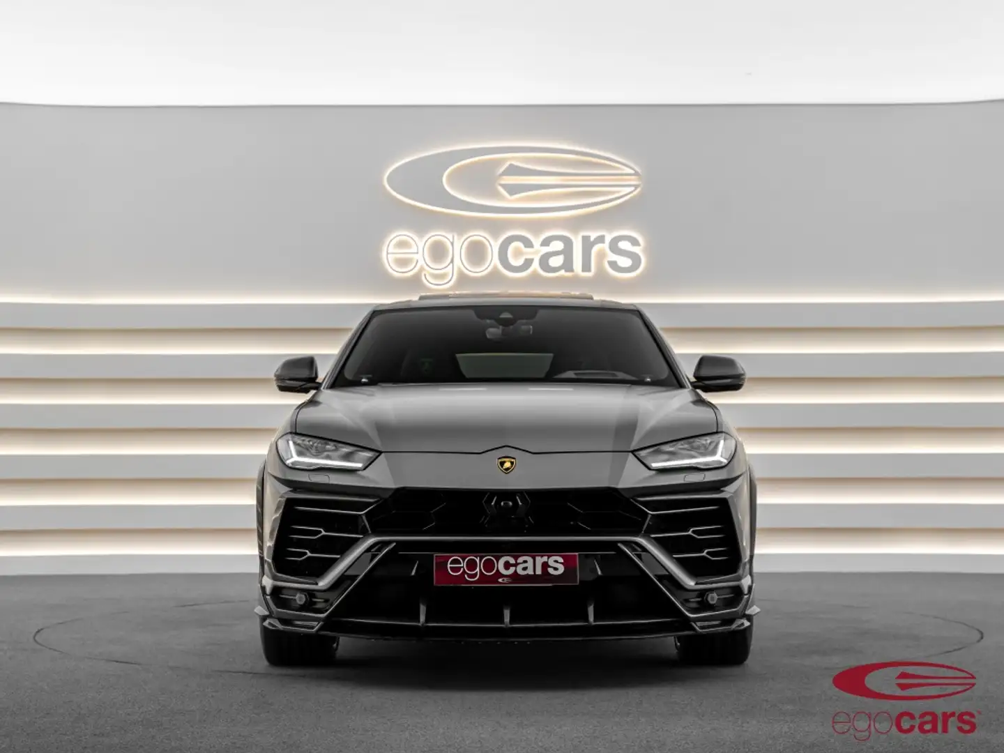 Lamborghini Urus 4.0 V8 Aut. Grau - 2