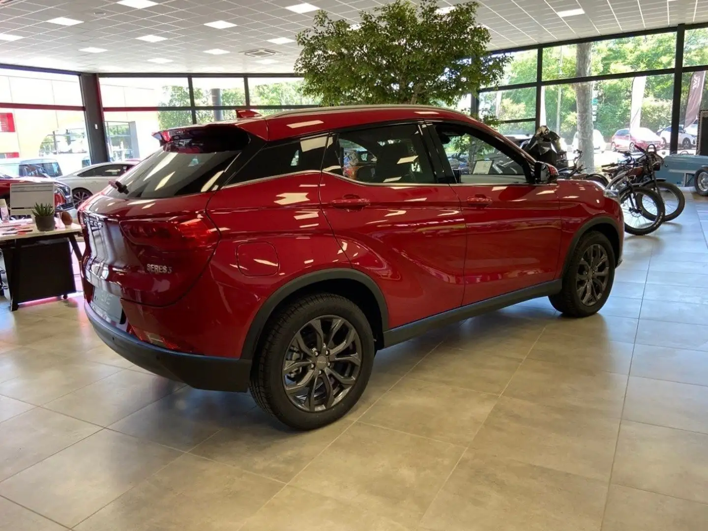 Seres LUXE 120kW (163ch) Toit Pano Ouvrant GPS Caméra 36 Red - 2