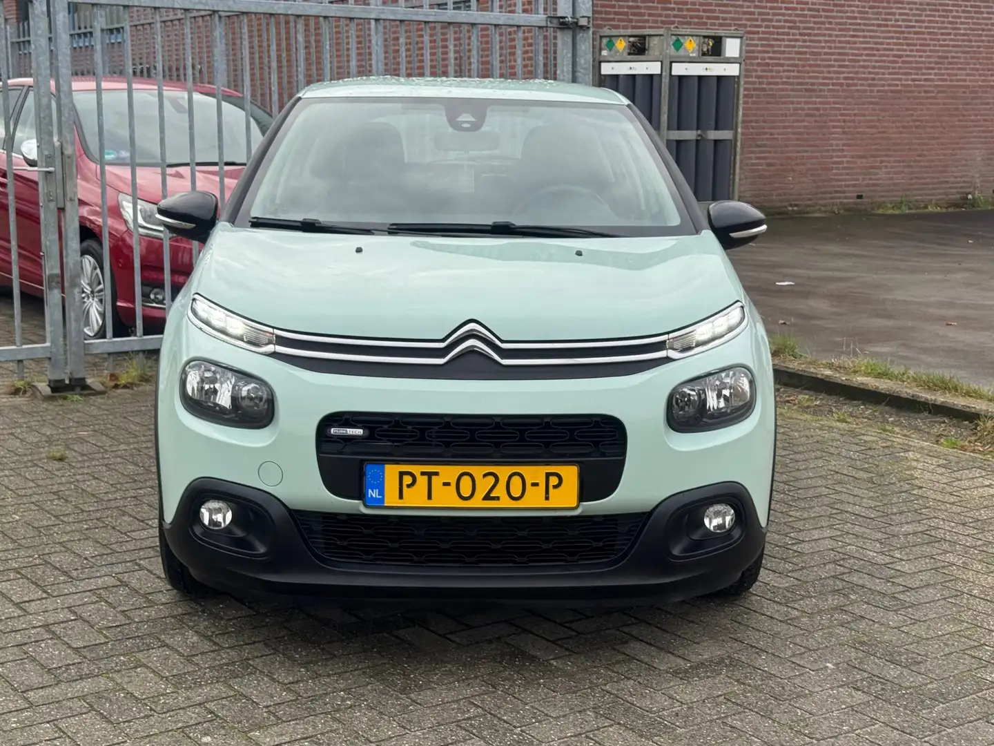 Citroen C3 1.2 PureTech Feel 82PK 5 deurs NL AUTO NAP! Airco Grün - 2