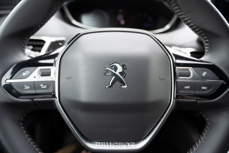 Peugeot 5008 Allure Pack BlueHDi 130 EAT8 *GW-TOP-DEAL* — photo 13
