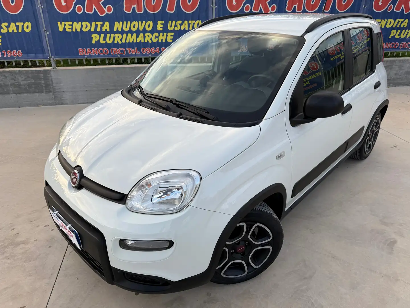 Fiat Panda Panda hybrid (x5 unità disponibili aziendali) Bianco - 1