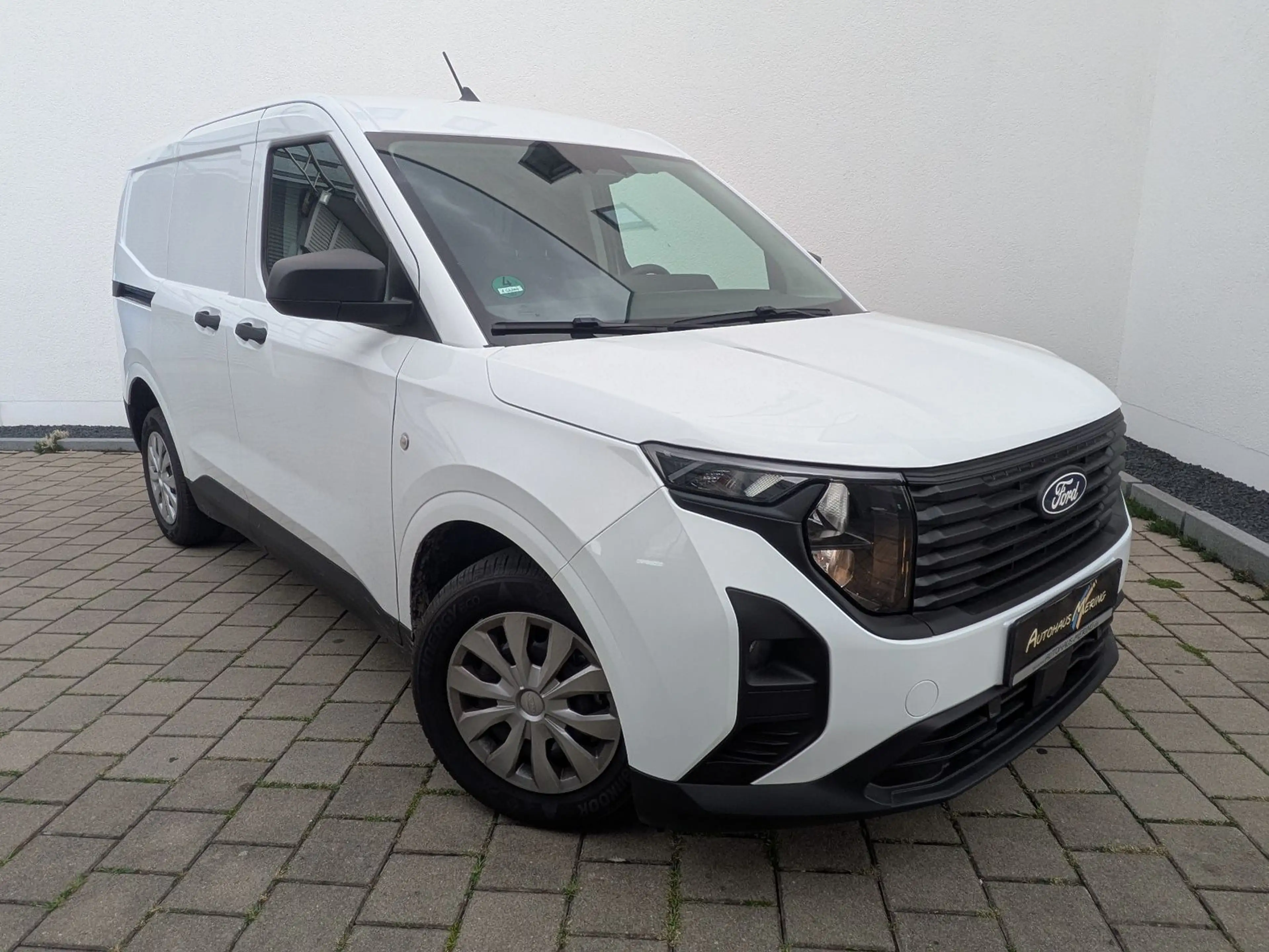 Ford Transit Courier Trend PDC Tempo Speed Spur Berg — photo 14
