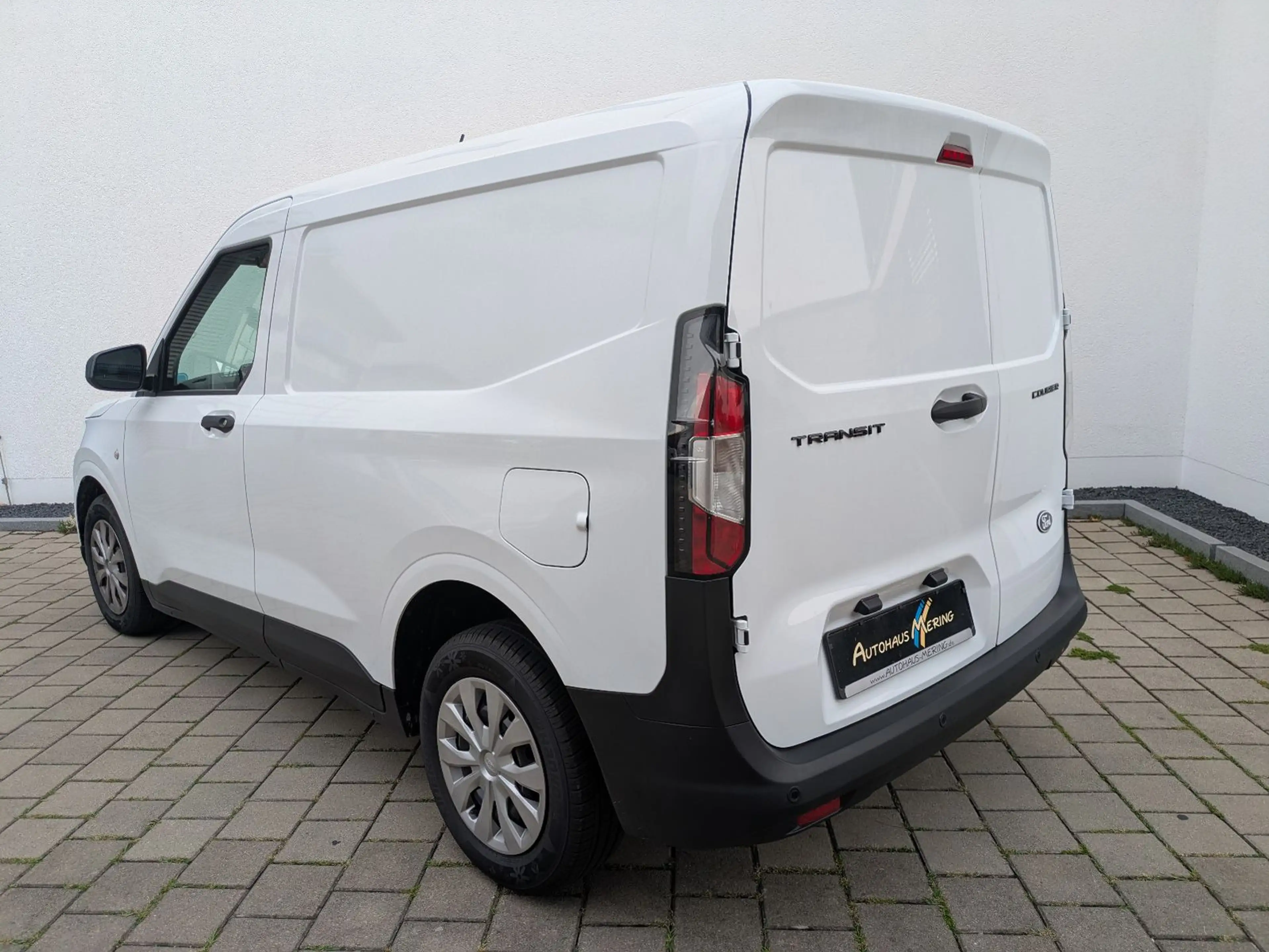 Ford Transit Courier Trend PDC Tempo Speed Spur Berg — photo 13