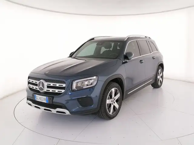 Mercedes-Benz GLB 180