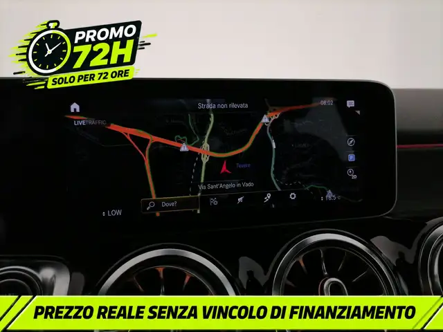 Mercedes-Benz GLB view 19
