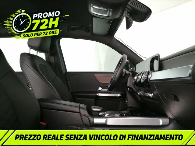 Mercedes-Benz GLB view 6