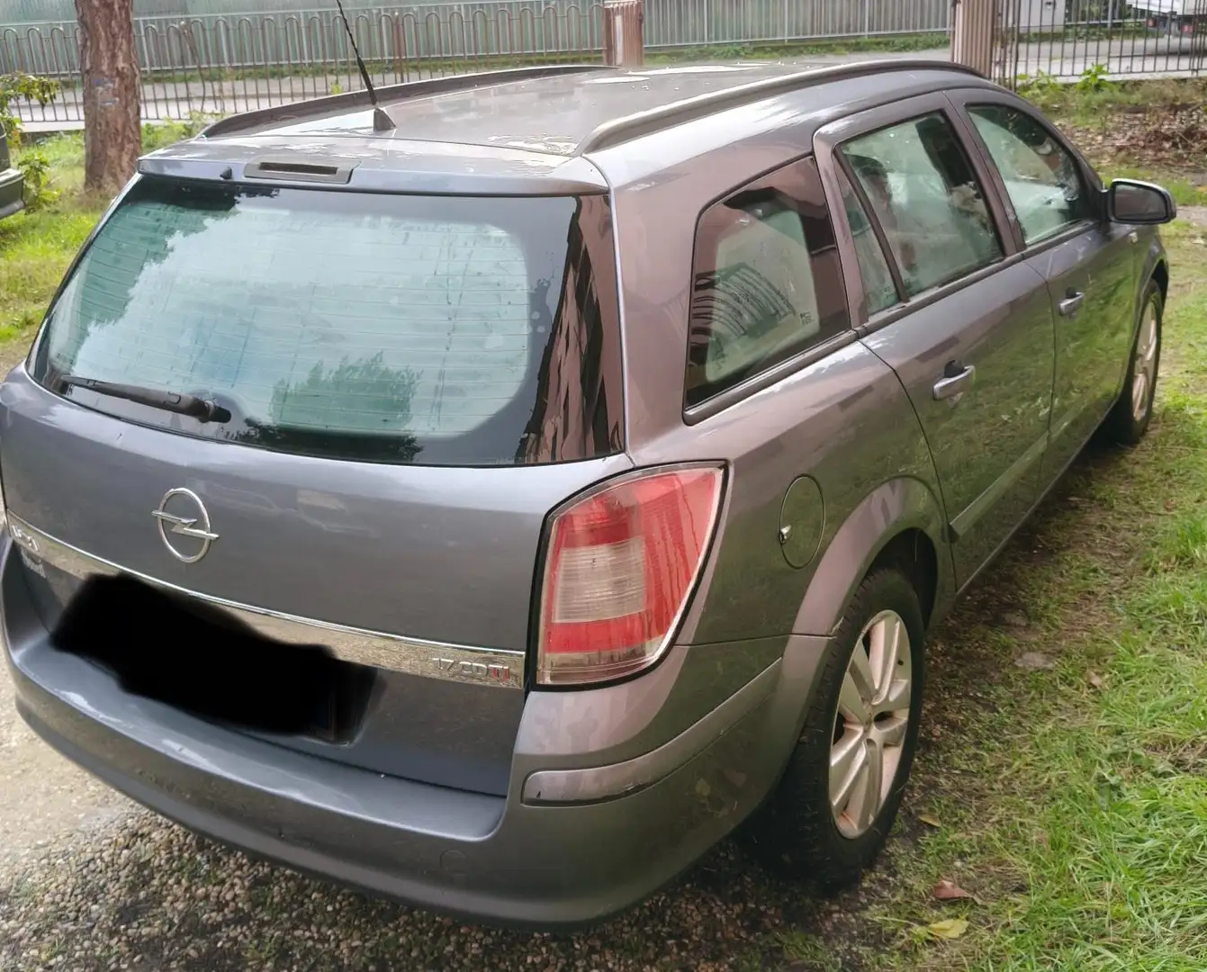 Opel Astra Astra III 2004 SW SW 1.7 cdti Cosmo 125cv 6m fap Grigio - 1