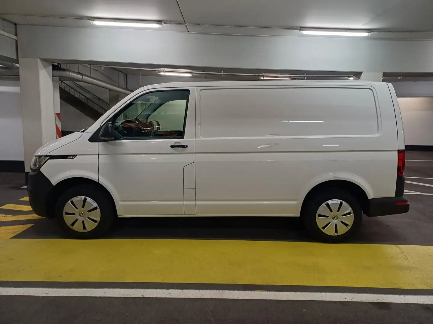 Volkswagen T6 Transporter Klima, kamera, AHK, Tempo Weiß - 1
