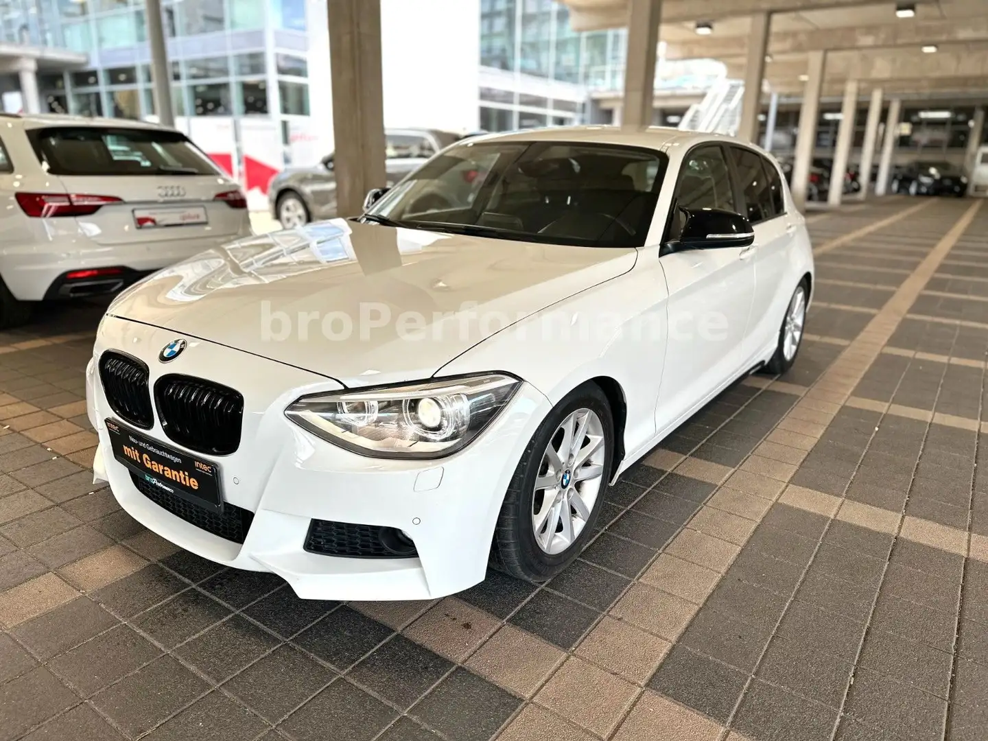 BMW 116 i Weiß - 2