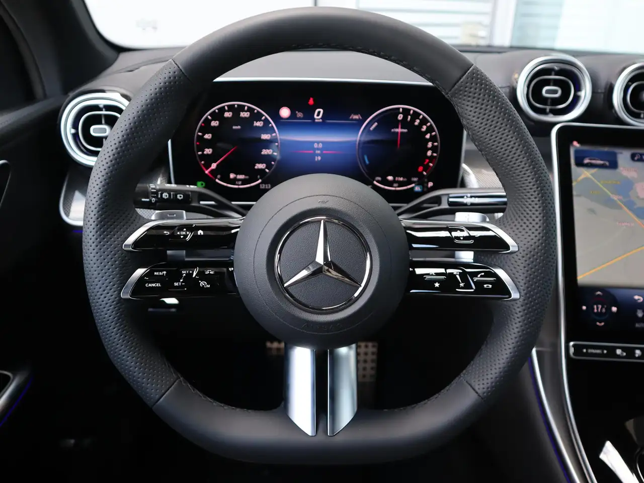 Mercedes-Benz GLC 2026 — фото 14