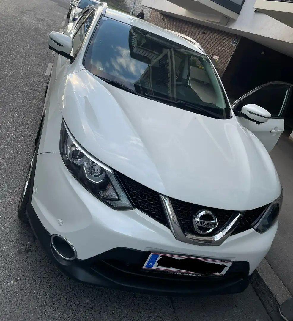 Nissan Qashqai Qashqai 1,2 DIG-T 360° Xtronic Aut. 360° Weiß - 1