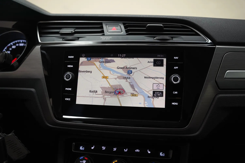 Volkswagen Touran 1.5 TSI Highline Business [ Adapt.cruise Camera Na — photo 7