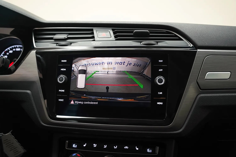 Volkswagen Touran 1.5 TSI Highline Business [ Adapt.cruise Camera Na — photo 5