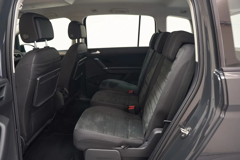 Volkswagen Touran 1.5 TSI Highline Business [ Adapt.cruise Camera Na — photo 14