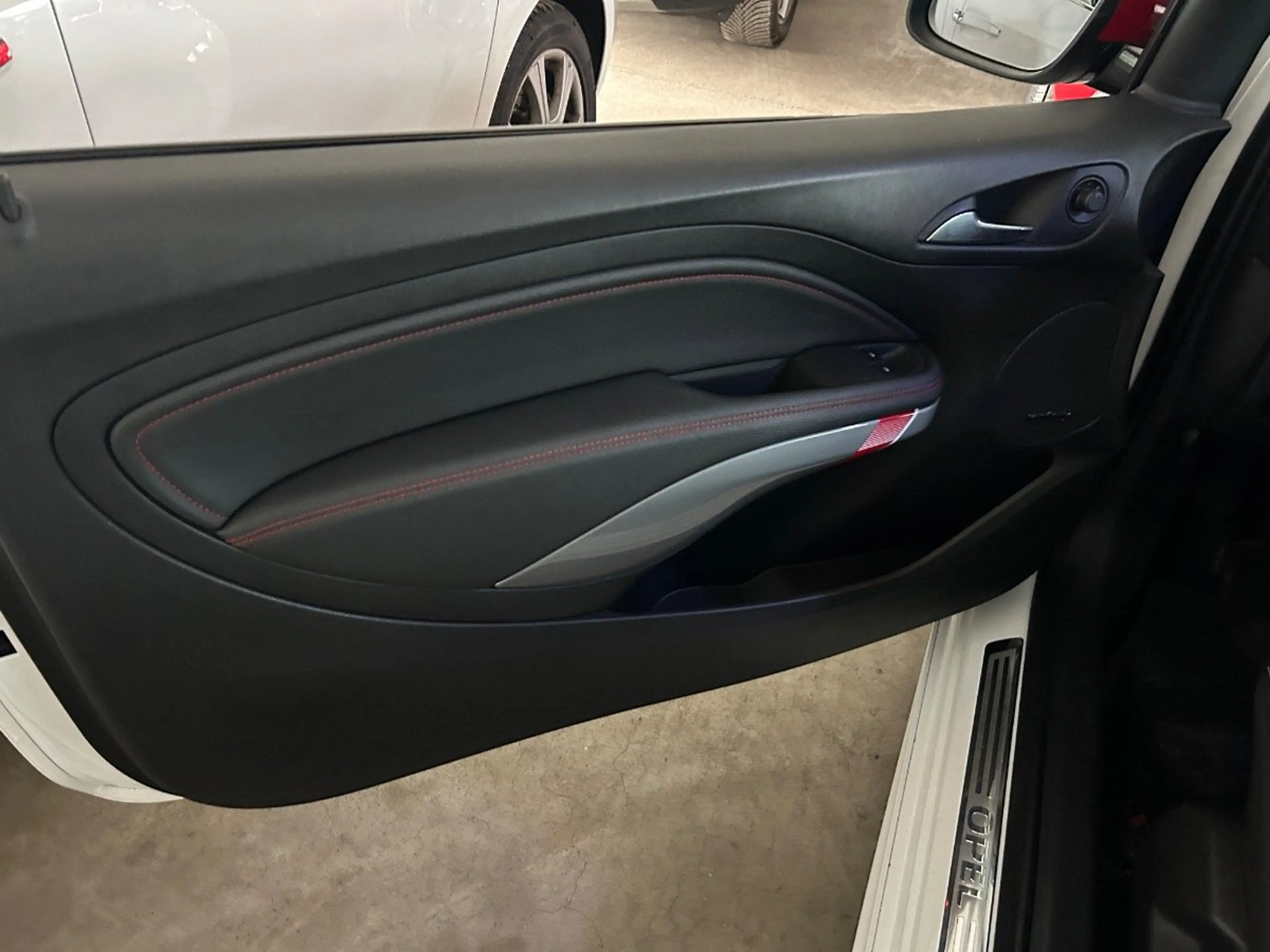 Opel Adam 1.4 Turbo S Pano+SD+SHZ+Winterp.+KlimaA+LM — photo 10