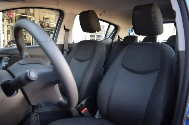 Opel Karl view 5