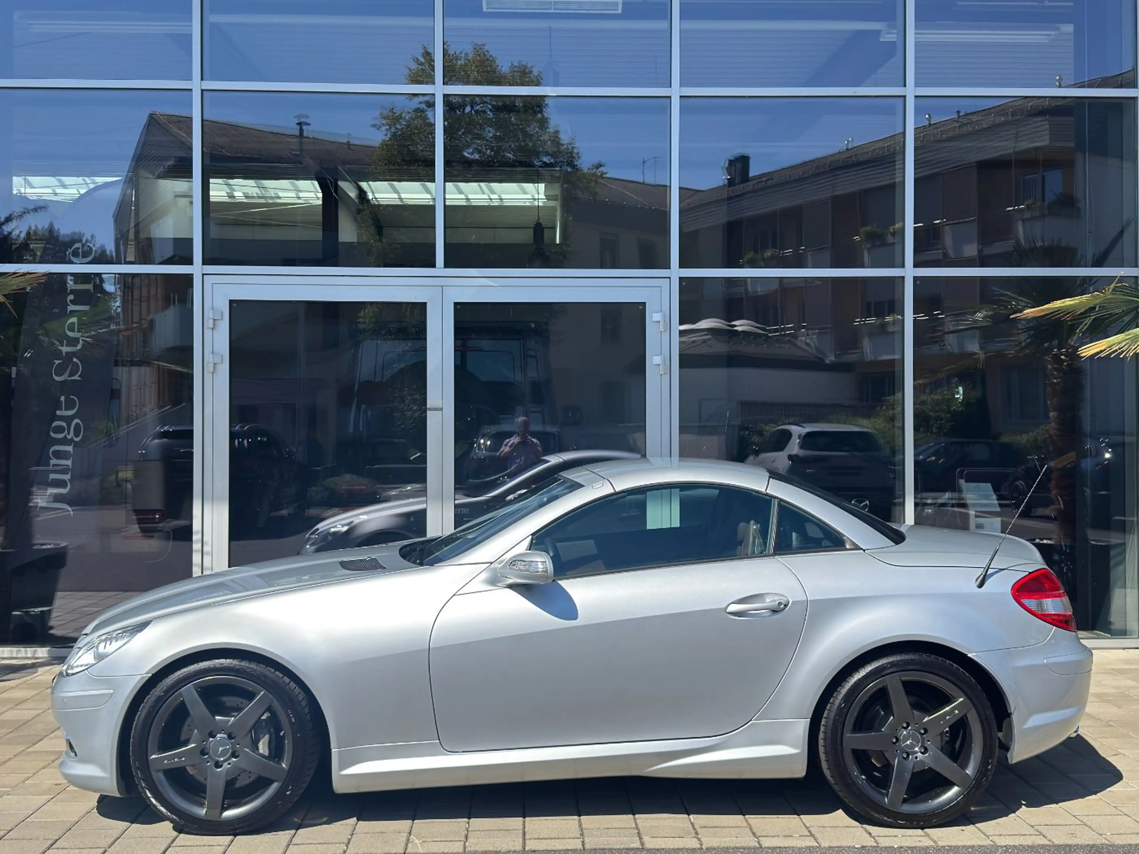 Mercedes-Benz SLK 350 Roadster AMG-Line — photo 6