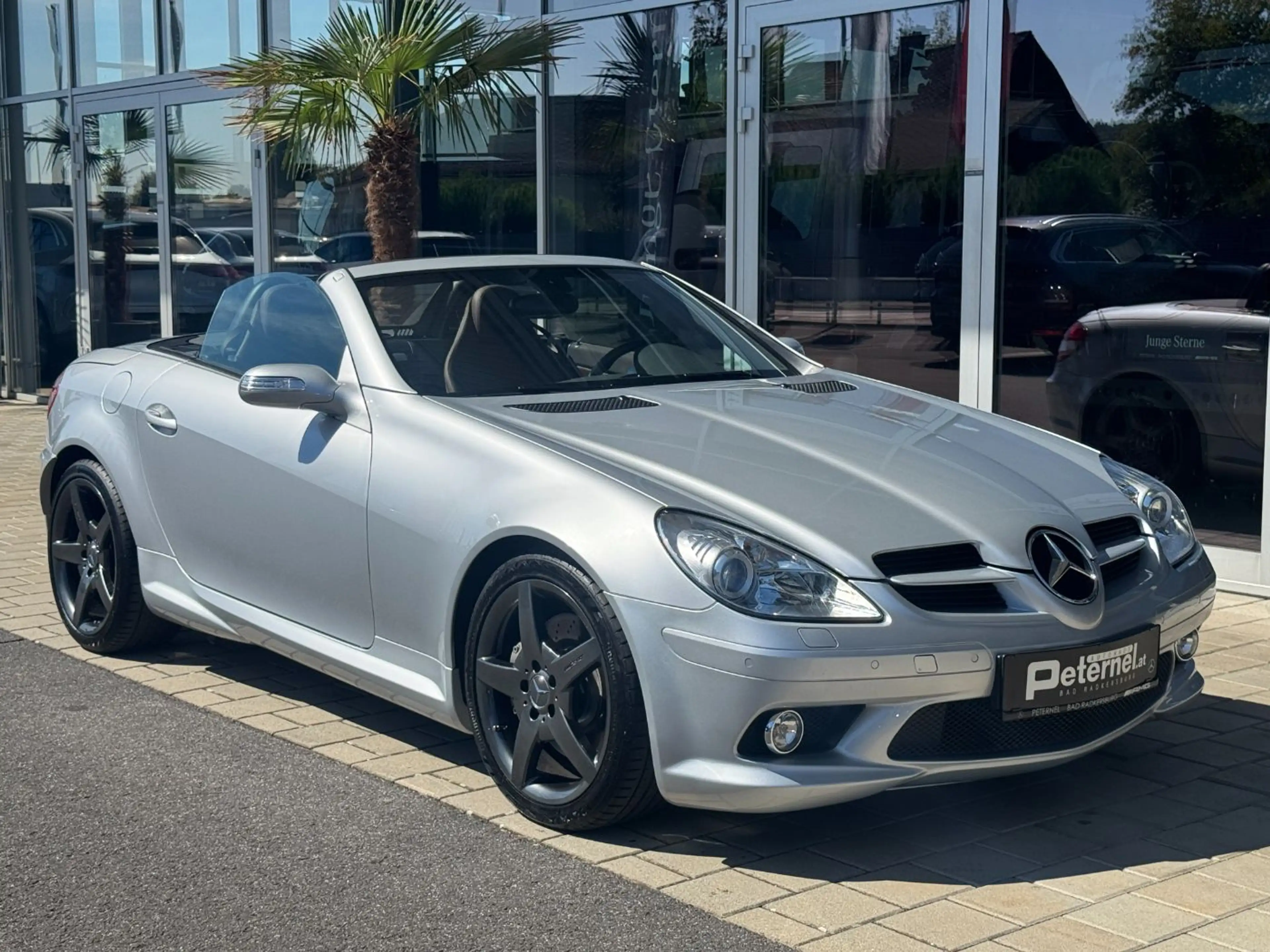 Mercedes-Benz SLK 350 Roadster AMG-Line — photo 8