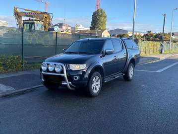 L 200 2.5 DI-D 4WD Intense
