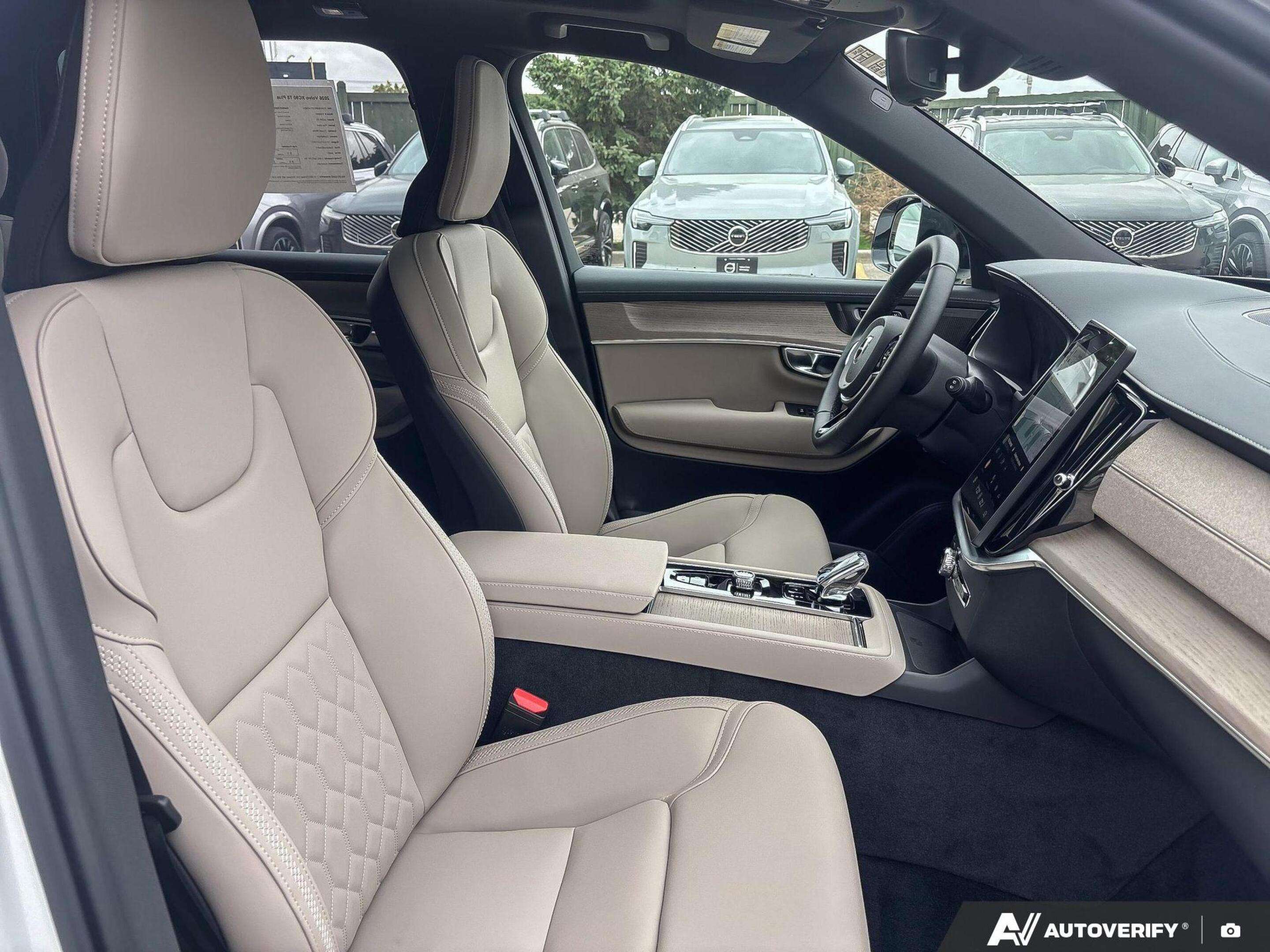 2026 Volvo XC90 Plus Dark Theme DEMO MODEL SPECIAL - $6,000 OFF! thumb 23
