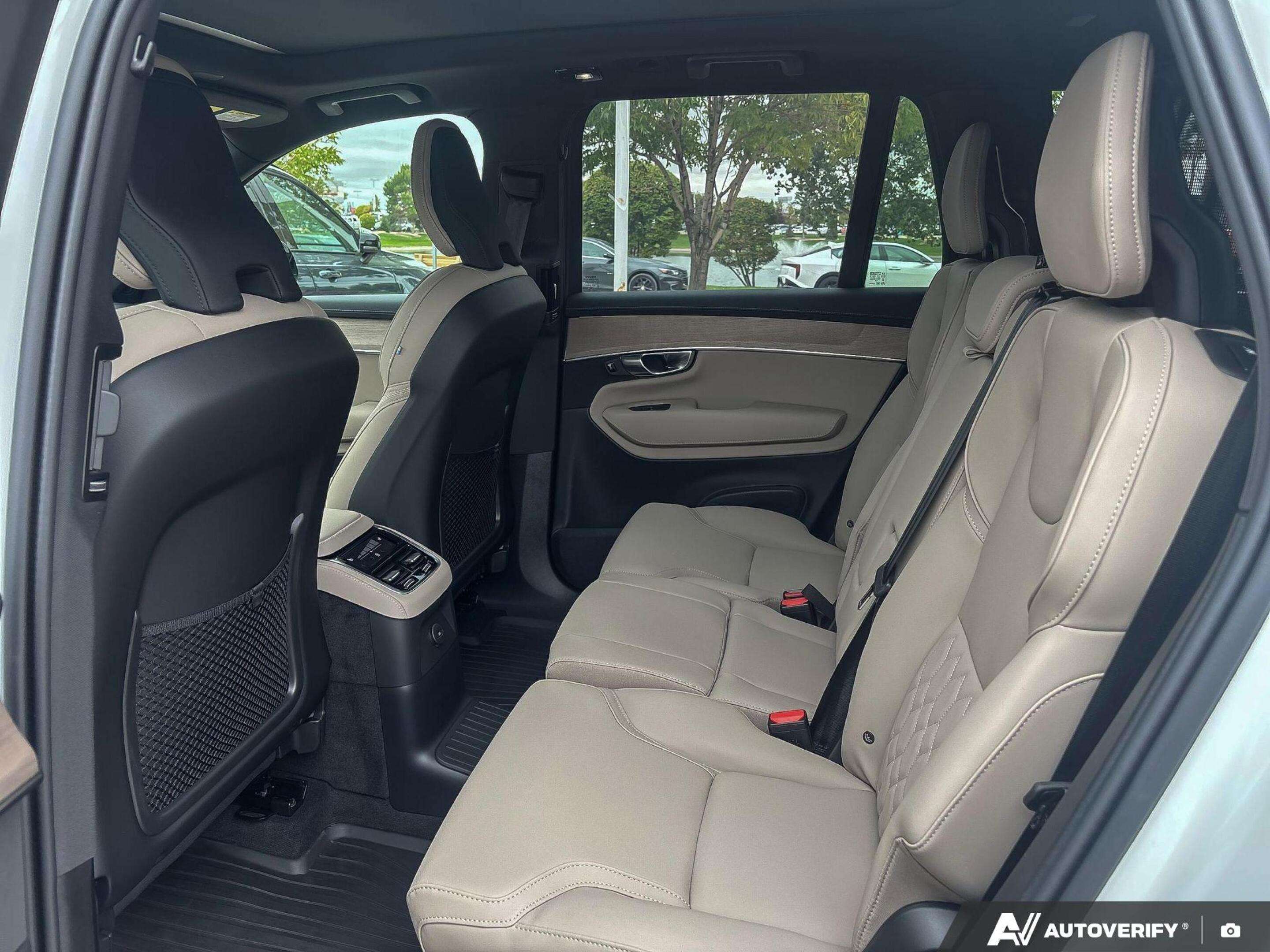 2026 Volvo XC90 Plus Dark Theme DEMO MODEL SPECIAL - $6,000 OFF! thumb 24