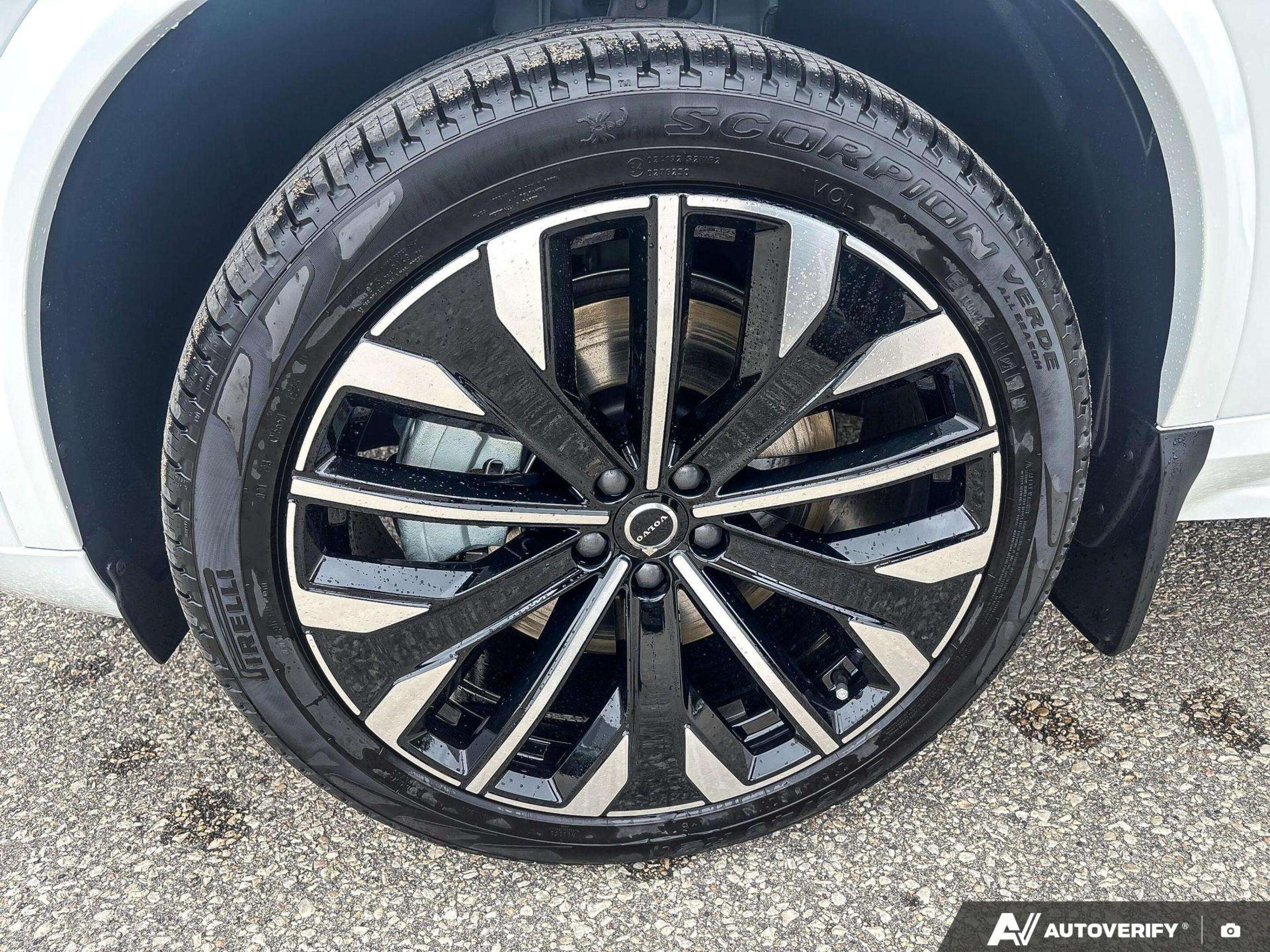 2026 Volvo XC90 Plus Dark Theme DEMO MODEL SPECIAL - $6,000 OFF! thumb 10