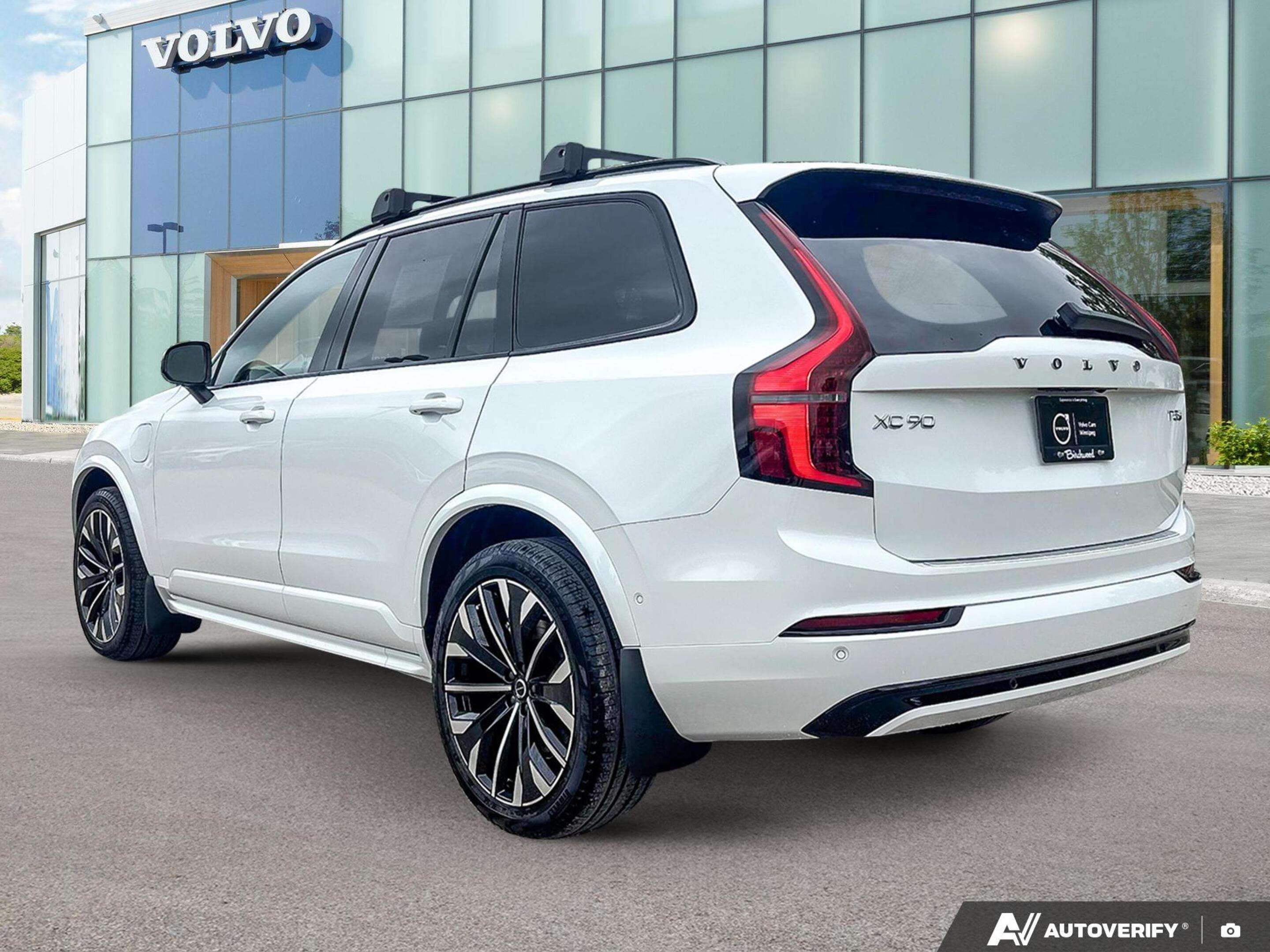 2026 Volvo XC90 Plus Dark Theme DEMO MODEL SPECIAL - $6,000 OFF! alt 4