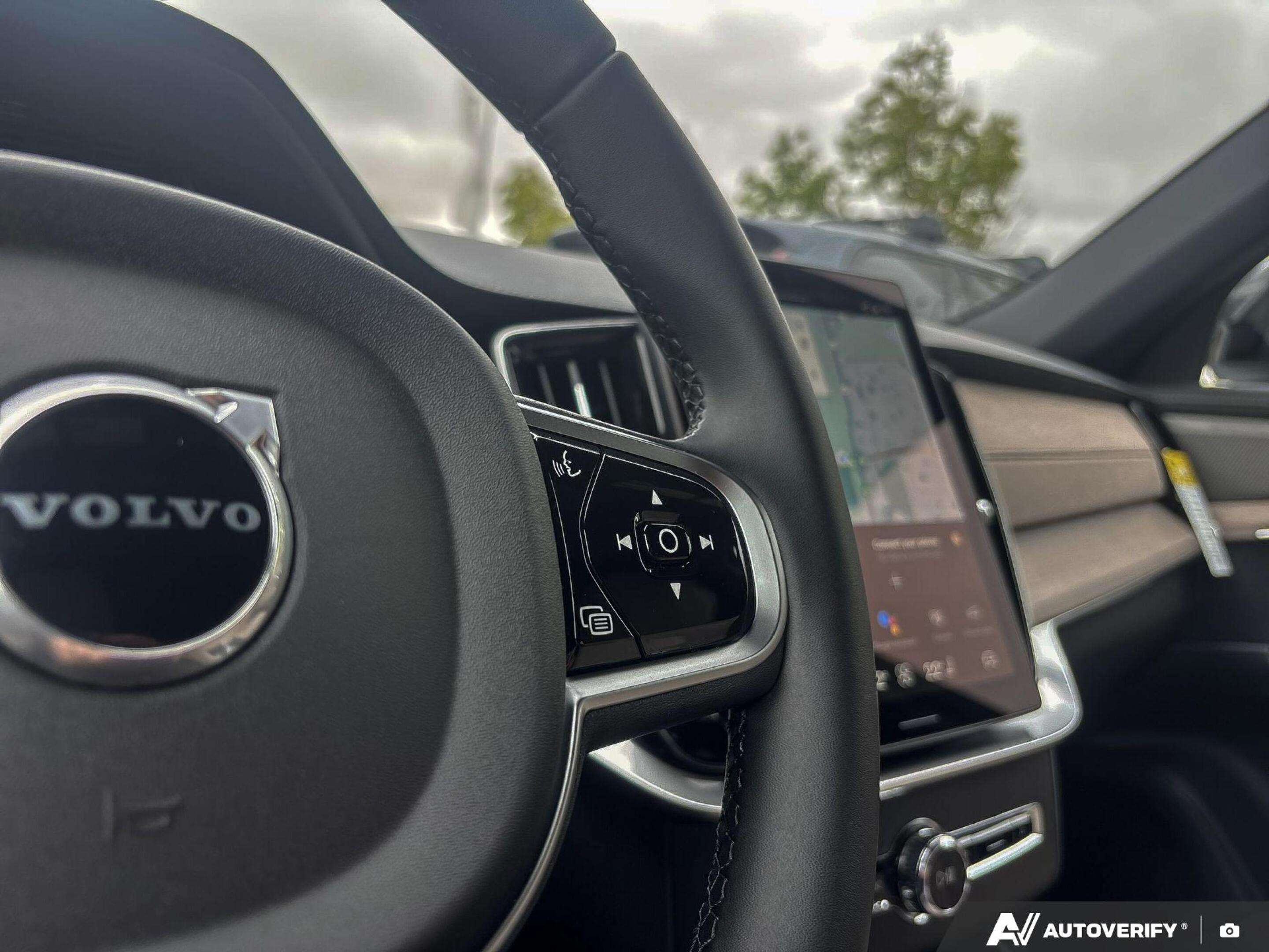 2026 Volvo XC90 Plus Dark Theme DEMO MODEL SPECIAL - $6,000 OFF! thumb 17