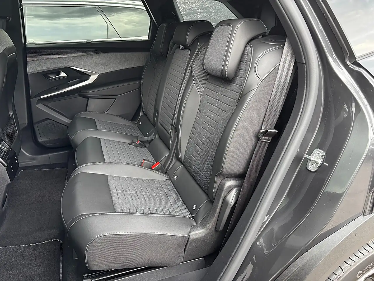 Peugeot 5008 2026 — фото 15