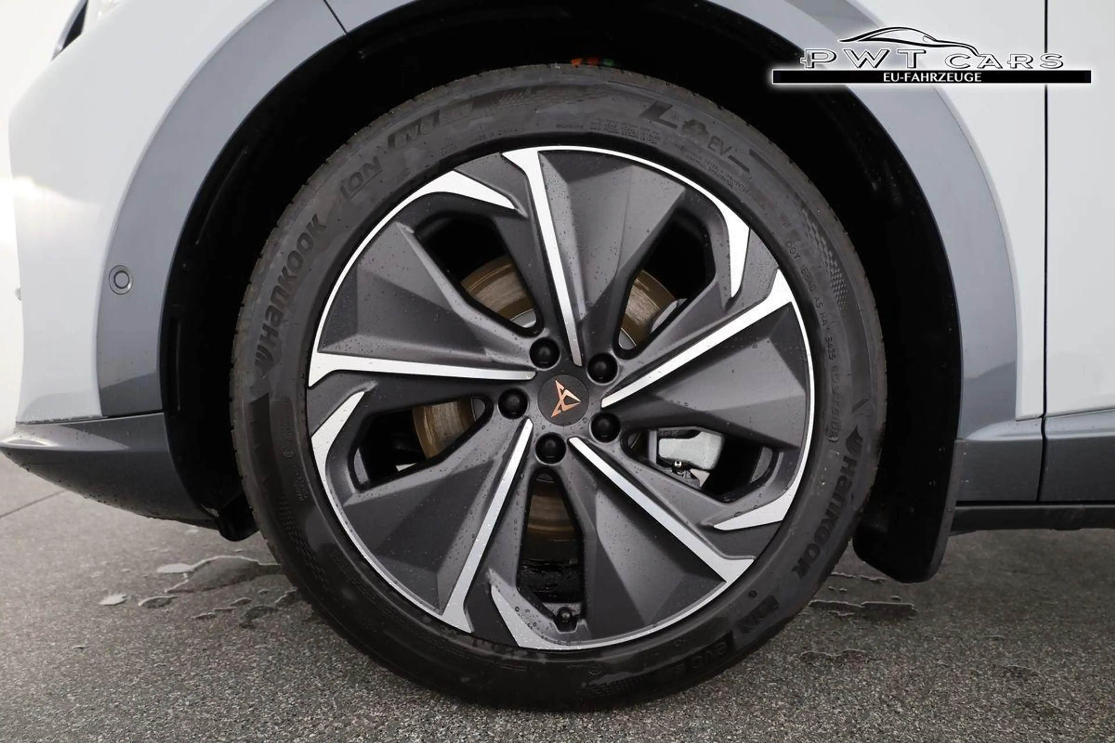 CUPRA Tavascan 250 kW 4Drive VZ VZ, Navi, Wärmepumpe, Kamera, ... — photo 13