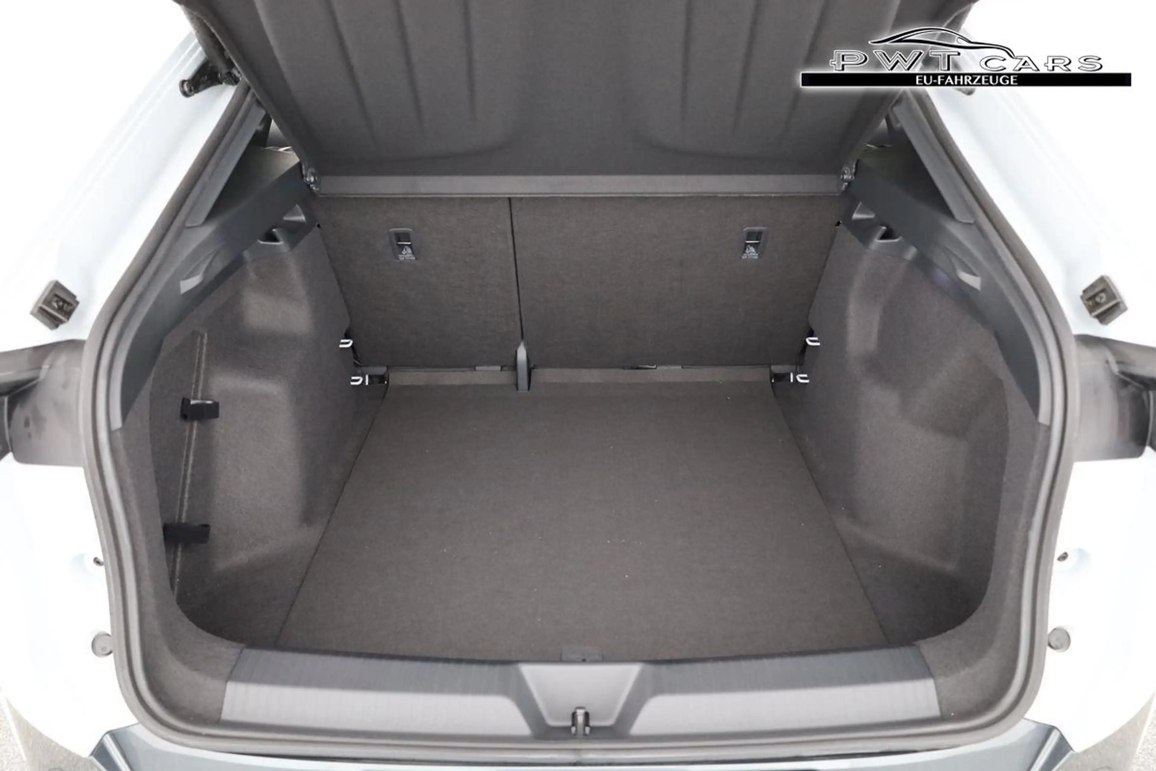 CUPRA Tavascan 250 kW 4Drive VZ VZ, Navi, Wärmepumpe, Kamera, ... — photo 11