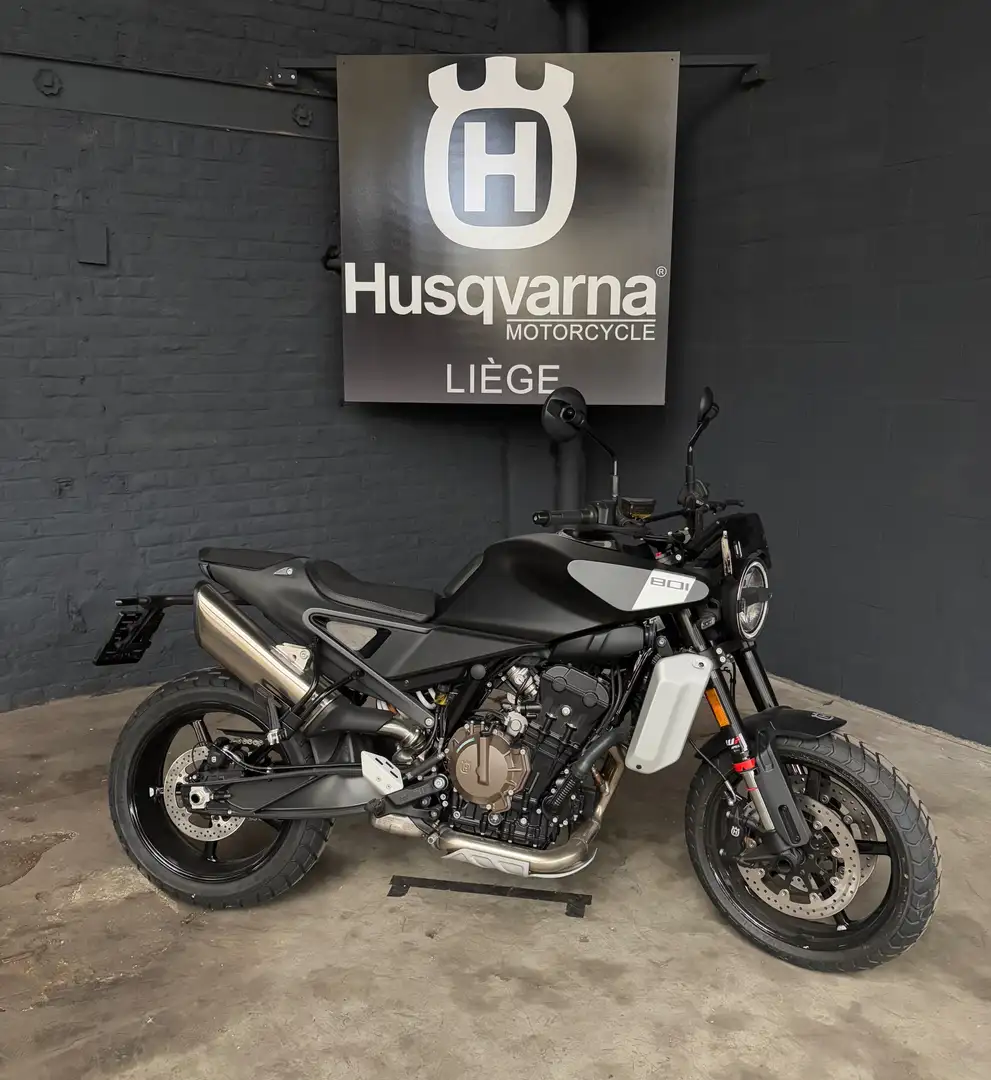 Husqvarna Svartpilen 801 - neuve Promo !! Grijs - 1