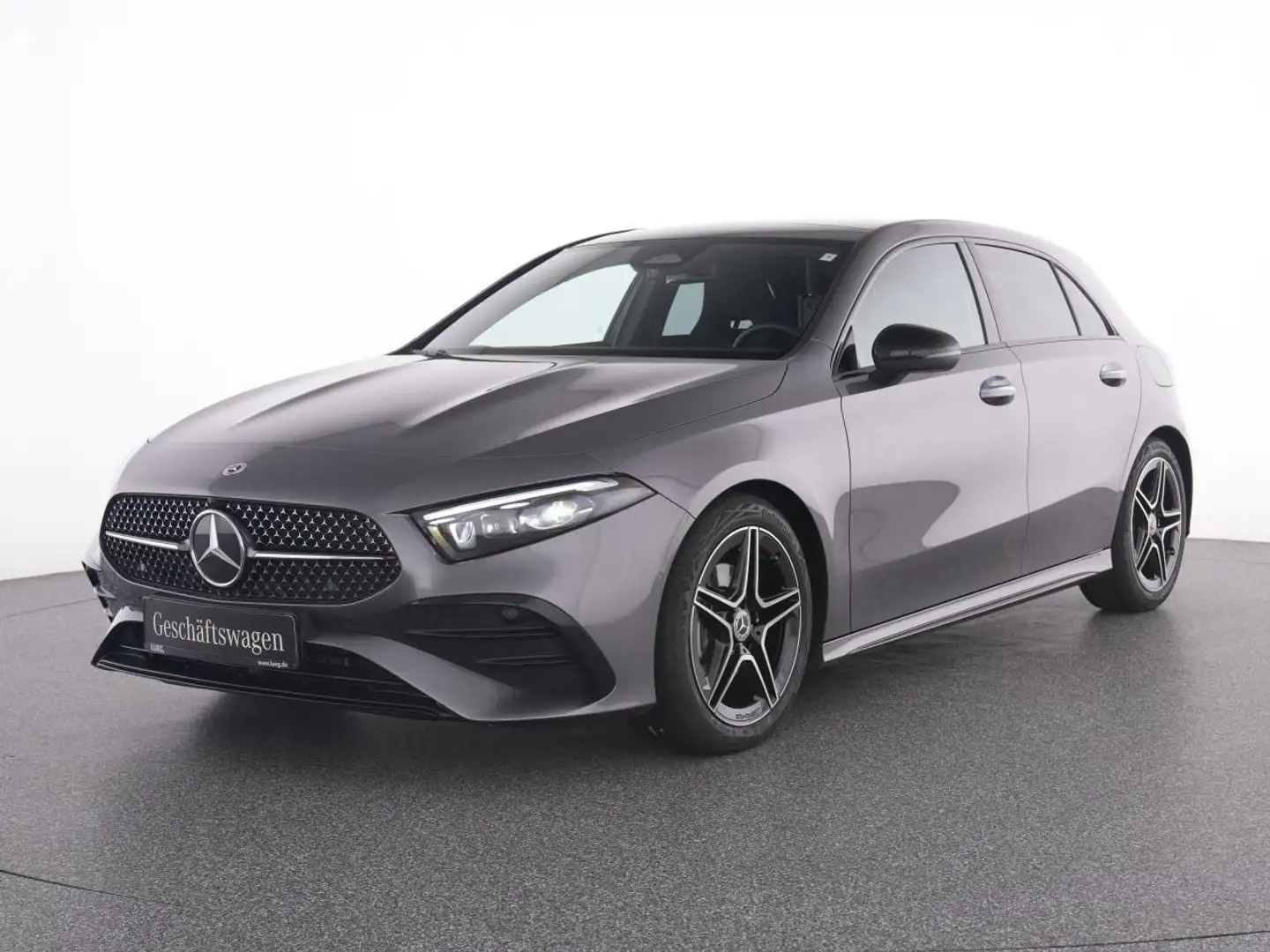 Mercedes-Benz A 180 AMG+NIGHT+PANO+KEYLESS-GO+TOTW.+DISTRONIC+ Grau - 2