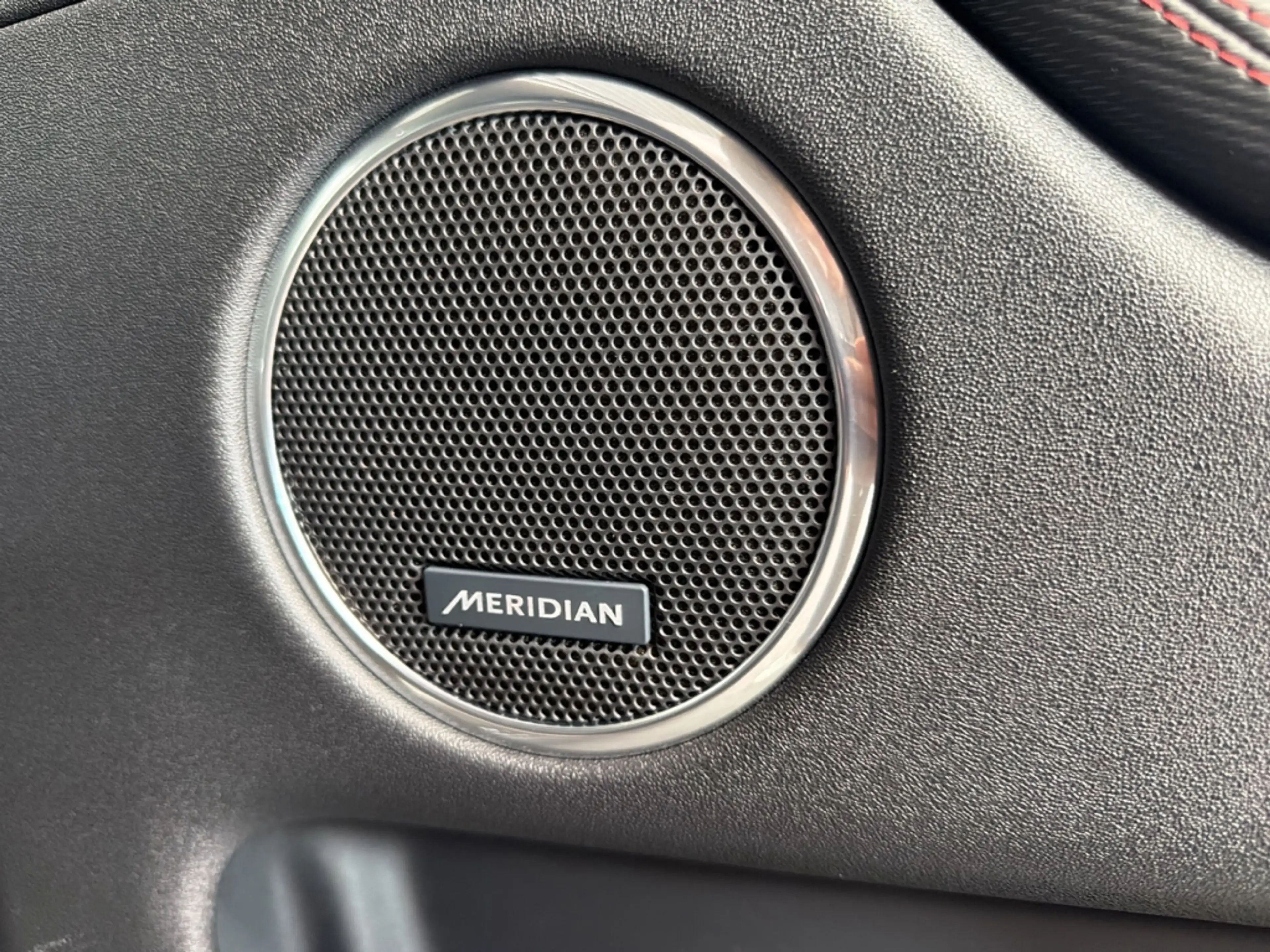 Land Rover Discovery Sport R-Dynamic AWD Disco. D200 R-Dyn. SE — photo 11