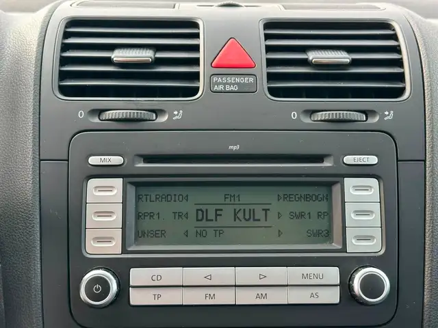 Volkswagen Golf view 14