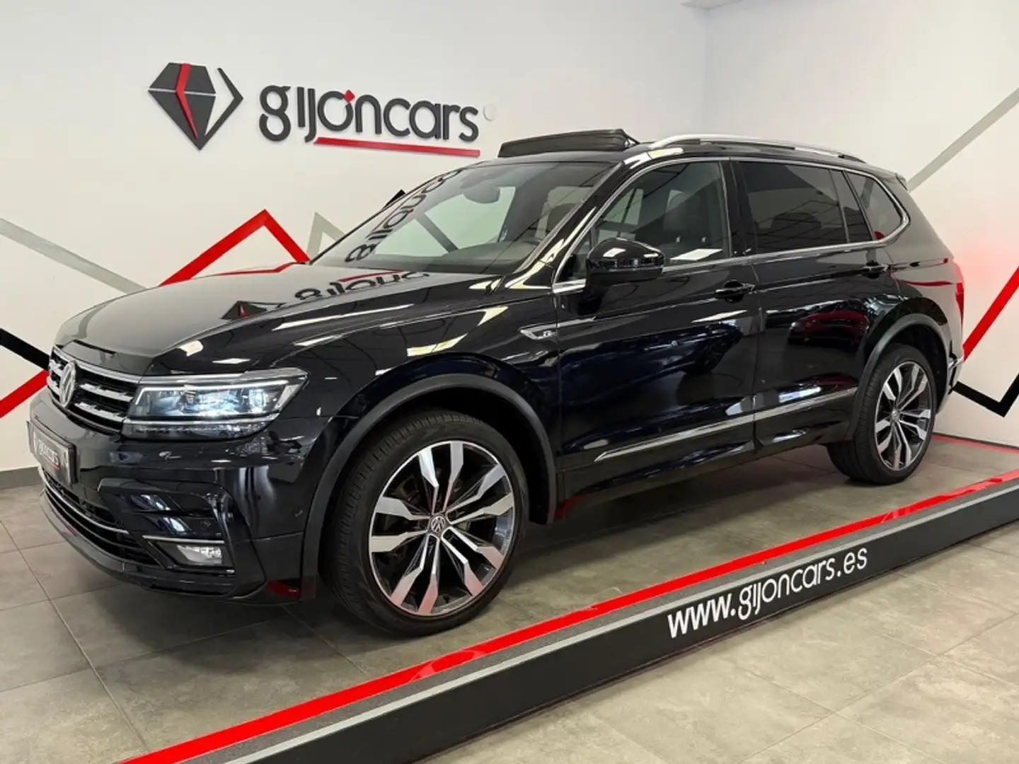 Volkswagen Tiguan 2.0TDI Sport 4Motion DSG 140kW Noir - 1