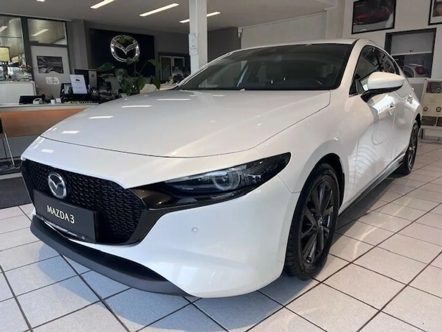 Mazda 3 Mazda 3 G122 Comfort +/SO/ST/PR/TE Weiß - 1