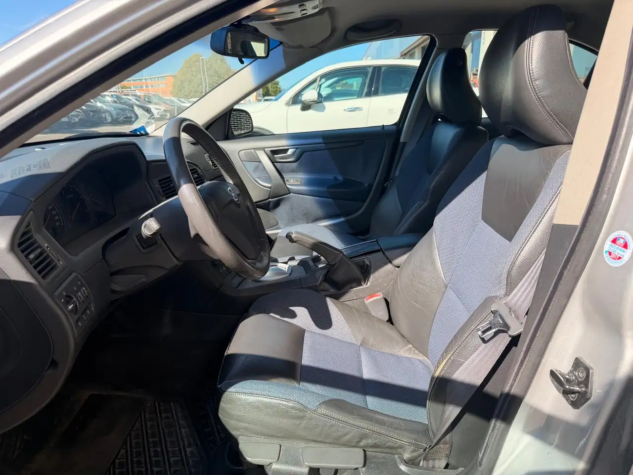 Volvo S60 2.4 d5 Summum 163cv, foto 10