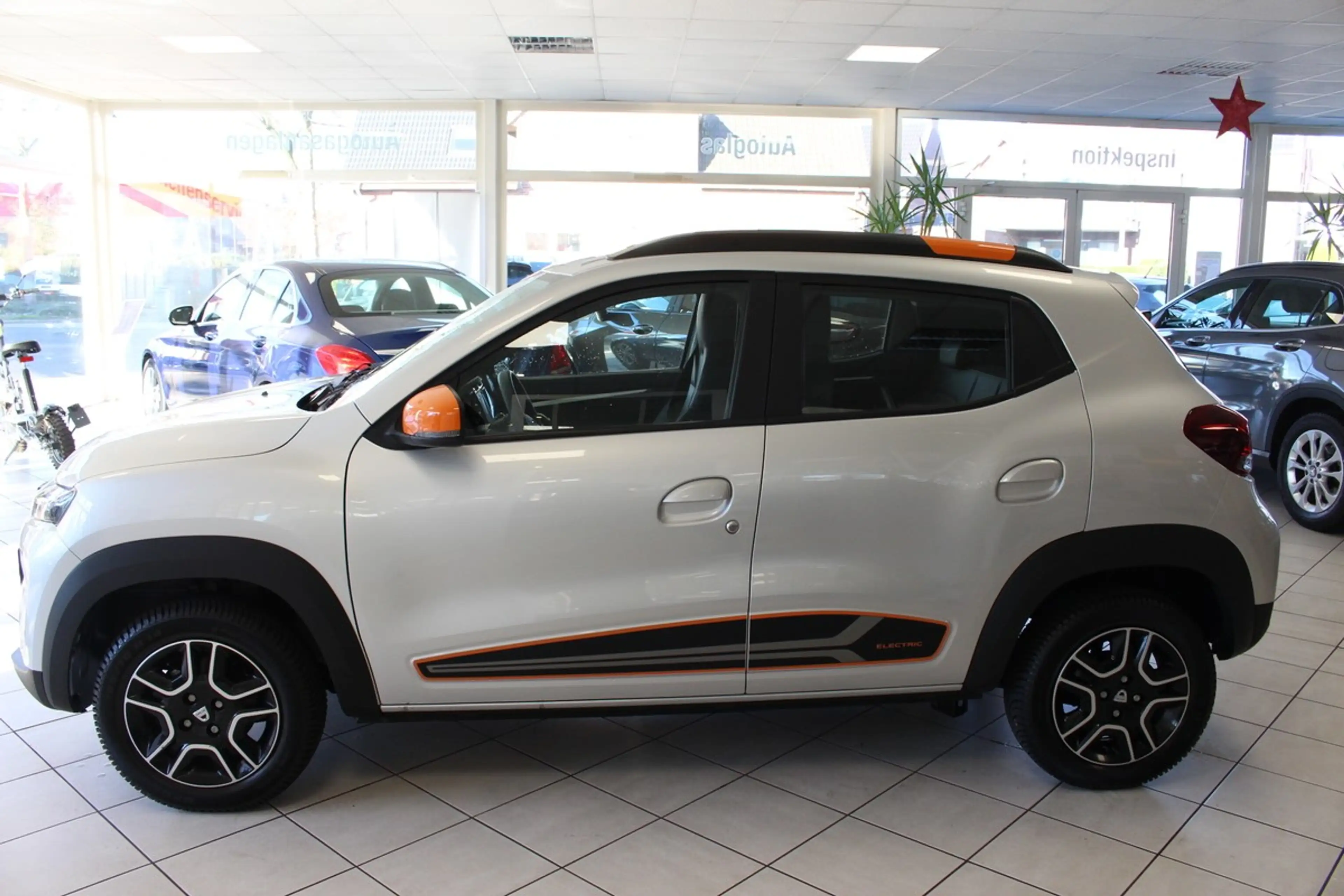 Dacia Spring Electric 45 Essential.NAVI.LEDER — photo 8