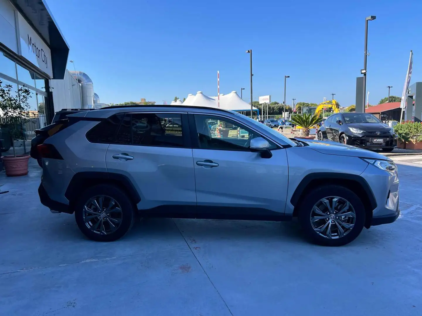 Toyota RAV 4 RAV4 2.5 HV (222CV) E-CVT AWD-i Dynamic Grigio - 2
