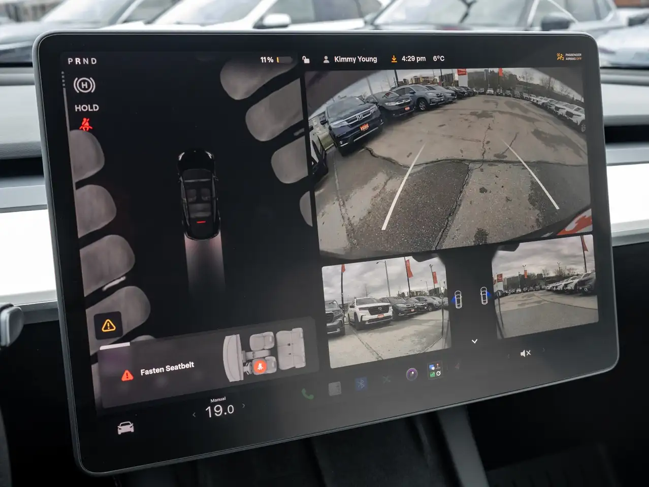 Tesla Model Y снимка Tesla Model Y