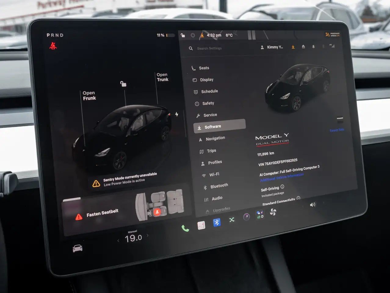Tesla Model Y снимка Tesla Model Y